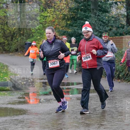 07.12.2025 - St. Pauli X-Mass-Run No. 15 Michael Burmester http://msf.ph/oto/9401759 07.12.2025 10:28:26 Laufen 3067, 3064, 353, 3349 meine-sportfotos.de