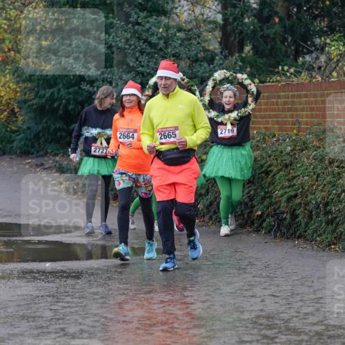 07.12.2025 - St. Pauli X-Mass-Run No. 15 Michael Burmester http://msf.ph/oto/9401773 07.12.2025 10:28:31 Laufen 27279, 2664, 2665, 2719 meine-sportfotos.de