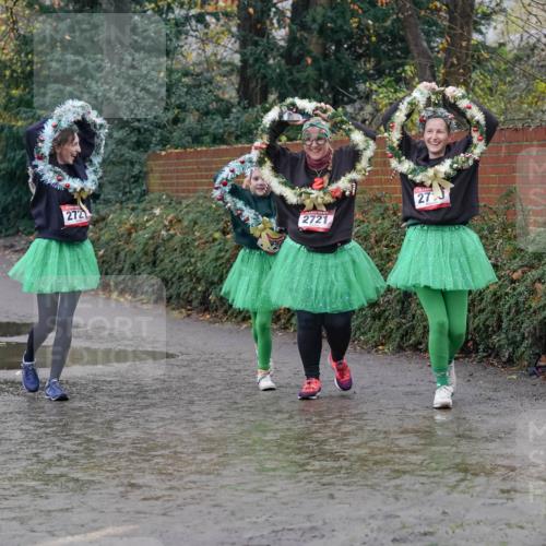 07.12.2025 - St. Pauli X-Mass-Run No. 15 Michael Burmester http://msf.ph/oto/9401785 07.12.2025 10:28:35 Laufen 2721, 2721, 27 meine-sportfotos.de