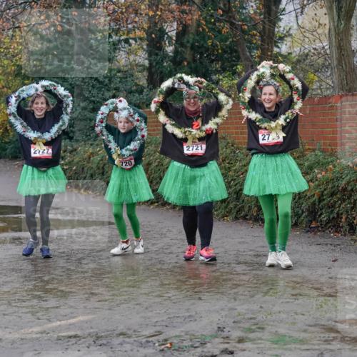 07.12.2025 - St. Pauli X-Mass-Run No. 15 Michael Burmester http://msf.ph/oto/9401788 07.12.2025 10:28:36 Laufen 2727, 720, 2721, 27 meine-sportfotos.de