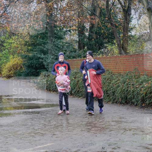 07.12.2025 - St. Pauli X-Mass-Run No. 15 Michael Burmester http://msf.ph/oto/9401809 07.12.2025 10:28:48 Laufen  meine-sportfotos.de