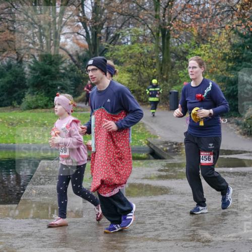 07.12.2025 - St. Pauli X-Mass-Run No. 15 Michael Burmester http://msf.ph/oto/9401818 07.12.2025 10:28:51 Laufen 59, 456 meine-sportfotos.de