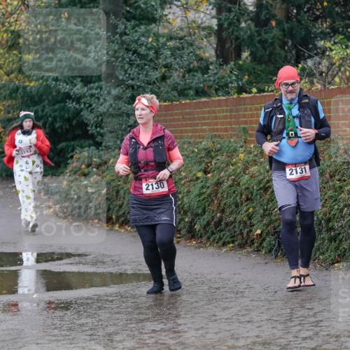 07.12.2025 - St. Pauli X-Mass-Run No. 15 Michael Burmester http://msf.ph/oto/9401834 07.12.2025 10:29:10 Laufen 2893, 2130, 2131 meine-sportfotos.de