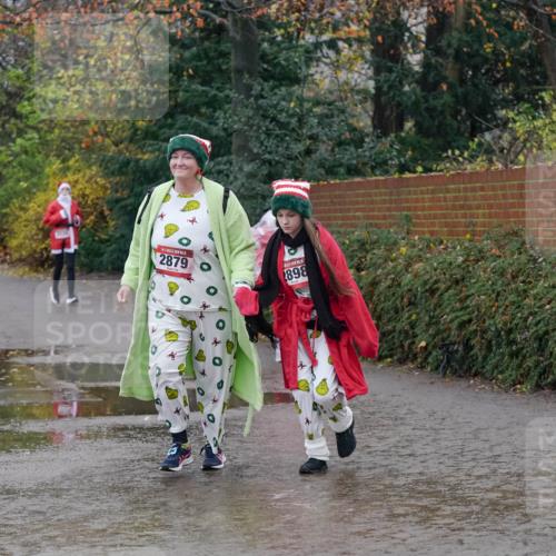 07.12.2025 - St. Pauli X-Mass-Run No. 15 Michael Burmester http://msf.ph/oto/9401860 07.12.2025 10:29:26 Laufen 2879, 898 meine-sportfotos.de