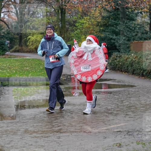 07.12.2025 - St. Pauli X-Mass-Run No. 15 Michael Burmester http://msf.ph/oto/9401873 07.12.2025 10:29:31 Laufen 49, 1660 meine-sportfotos.de