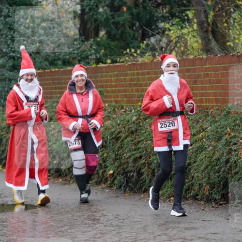 07.12.2025 - St. Pauli X-Mass-Run No. 15 Michael Burmester http://msf.ph/oto/9401887 07.12.2025 10:29:39 Laufen 2573, 25, 2520 meine-sportfotos.de