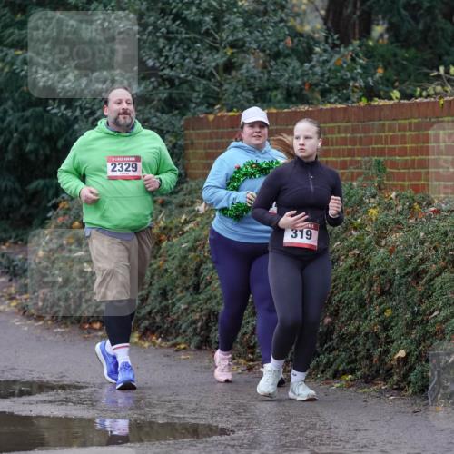07.12.2025 - St. Pauli X-Mass-Run No. 15 Michael Burmester http://msf.ph/oto/9401906 07.12.2025 10:29:58 Laufen 2329, 319 meine-sportfotos.de