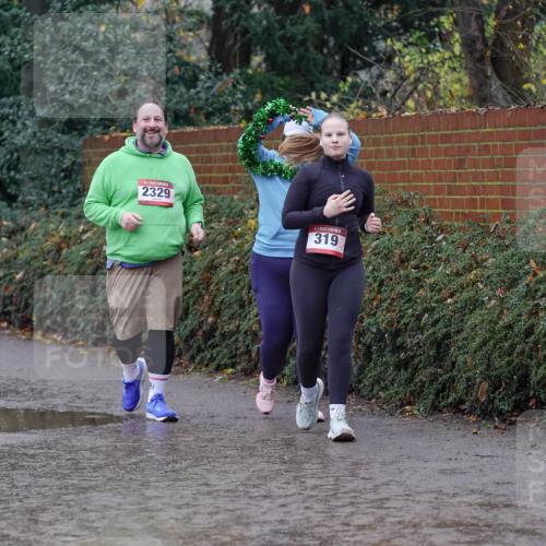 07.12.2025 - St. Pauli X-Mass-Run No. 15 Michael Burmester http://msf.ph/oto/9401910 07.12.2025 10:30:00 Laufen 2329, 319 meine-sportfotos.de