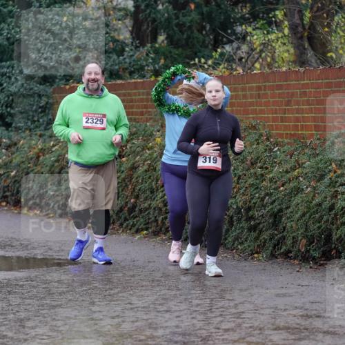 07.12.2025 - St. Pauli X-Mass-Run No. 15 Michael Burmester http://msf.ph/oto/9401911 07.12.2025 10:30:00 Laufen 2329, 319 meine-sportfotos.de