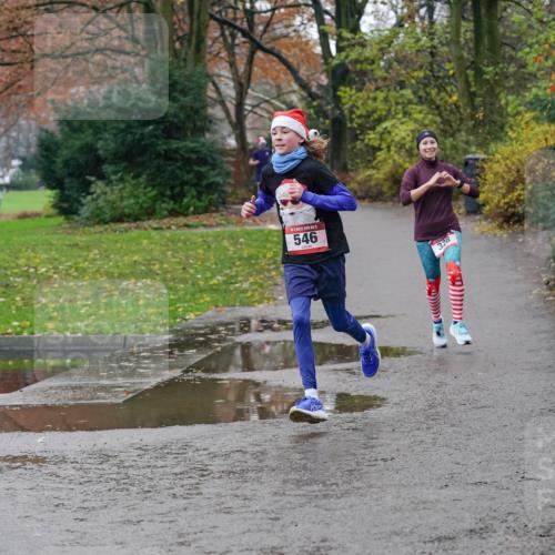07.12.2025 - St. Pauli X-Mass-Run No. 15 Michael Burmester http://msf.ph/oto/9401951 07.12.2025 10:38:08 Laufen 546, 328 meine-sportfotos.de