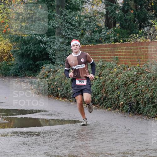 07.12.2025 - St. Pauli X-Mass-Run No. 15 Michael Burmester http://msf.ph/oto/9401997 07.12.2025 10:38:38 Laufen 106 meine-sportfotos.de