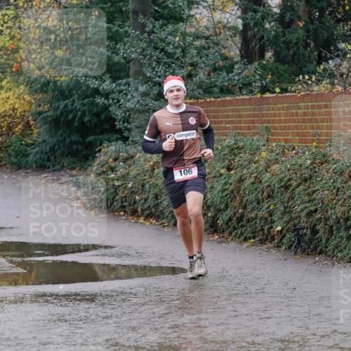 07.12.2025 - St. Pauli X-Mass-Run No. 15 Michael Burmester http://msf.ph/oto/9401998 07.12.2025 10:38:38 Laufen 106 meine-sportfotos.de