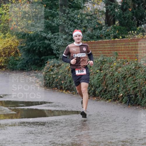 07.12.2025 - St. Pauli X-Mass-Run No. 15 Michael Burmester http://msf.ph/oto/9401999 07.12.2025 10:38:38 Laufen 106 meine-sportfotos.de