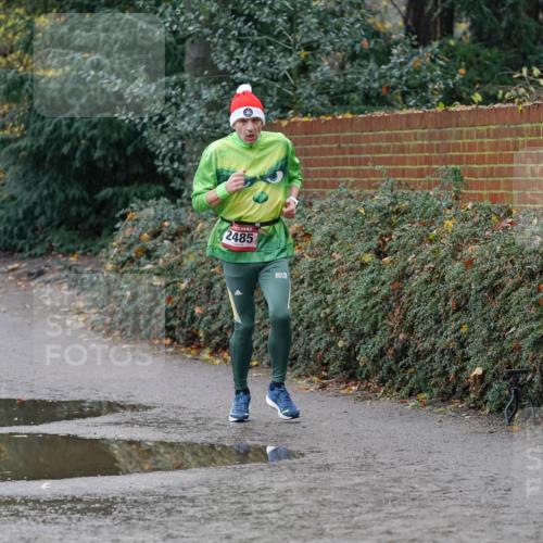 07.12.2025 - St. Pauli X-Mass-Run No. 15 Michael Burmester http://msf.ph/oto/9402039 07.12.2025 10:39:53 Laufen 2485 meine-sportfotos.de