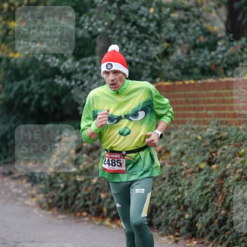 07.12.2025 - St. Pauli X-Mass-Run No. 15 Michael Burmester http://msf.ph/oto/9402041 07.12.2025 10:39:55 Laufen 15, 2485 meine-sportfotos.de