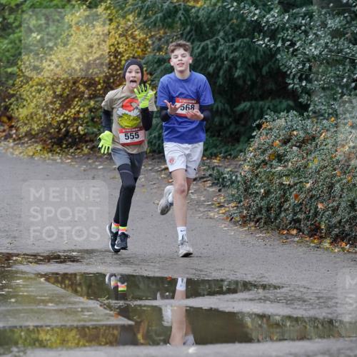 07.12.2025 - St. Pauli X-Mass-Run No. 15 Michael Burmester http://msf.ph/oto/9402065 07.12.2025 10:40:18 Laufen 555, 568 meine-sportfotos.de