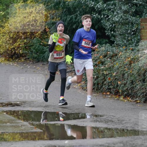 07.12.2025 - St. Pauli X-Mass-Run No. 15 Michael Burmester http://msf.ph/oto/9402066 07.12.2025 10:40:18 Laufen 555, 568 meine-sportfotos.de
