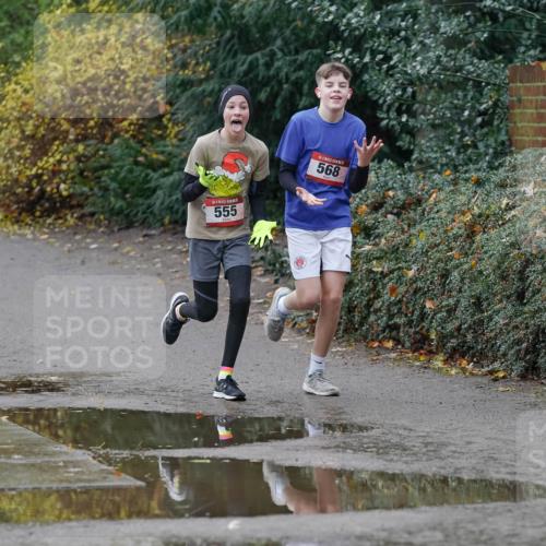 07.12.2025 - St. Pauli X-Mass-Run No. 15 Michael Burmester http://msf.ph/oto/9402067 07.12.2025 10:40:18 Laufen 555, 568 meine-sportfotos.de