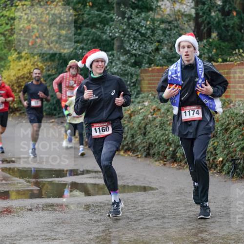 07.12.2025 - St. Pauli X-Mass-Run No. 15 Michael Burmester http://msf.ph/oto/9402086 07.12.2025 10:40:25 Laufen 15, 1160, 5, 1174 meine-sportfotos.de