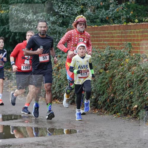 07.12.2025 - St. Pauli X-Mass-Run No. 15 Michael Burmester http://msf.ph/oto/9402090 07.12.2025 10:40:27 Laufen 1213, 1099, 1097, 55, 417 meine-sportfotos.de