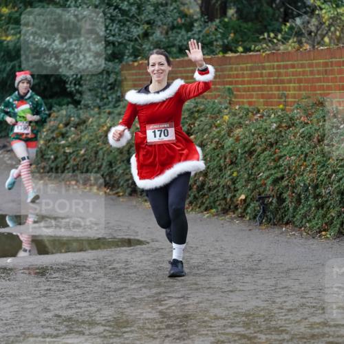 07.12.2025 - St. Pauli X-Mass-Run No. 15 Michael Burmester http://msf.ph/oto/9402150 07.12.2025 10:40:52 Laufen 1390, 5, 170 meine-sportfotos.de