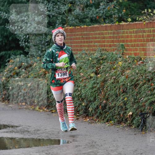 07.12.2025 - St. Pauli X-Mass-Run No. 15 Michael Burmester http://msf.ph/oto/9402153 07.12.2025 10:40:54 Laufen 1390 meine-sportfotos.de