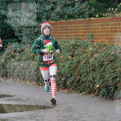 07.12.2025 - St. Pauli X-Mass-Run No. 15 Michael Burmester http://msf.ph/oto/9402154 07.12.2025 10:40:54 Laufen 1390 meine-sportfotos.de