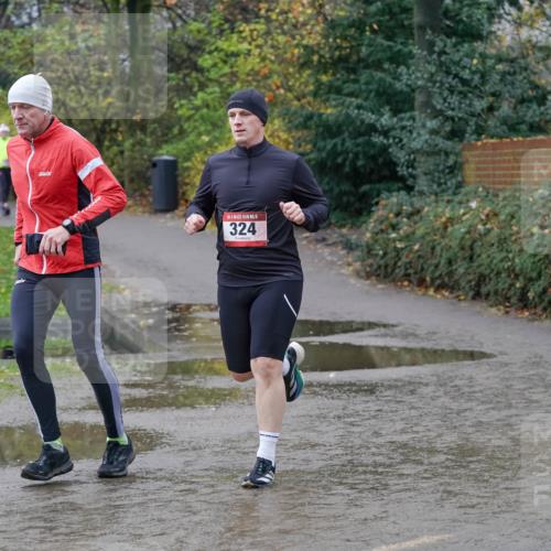 07.12.2025 - St. Pauli X-Mass-Run No. 15 Michael Burmester http://msf.ph/oto/9402170 07.12.2025 10:40:59 Laufen 15, 324 meine-sportfotos.de