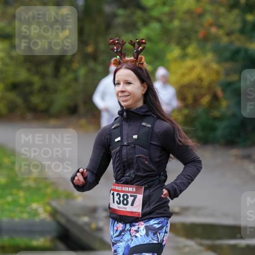 07.12.2025 - St. Pauli X-Mass-Run No. 15 Michael Burmester http://msf.ph/oto/9402200 07.12.2025 10:41:22 Laufen 15, 1387 meine-sportfotos.de