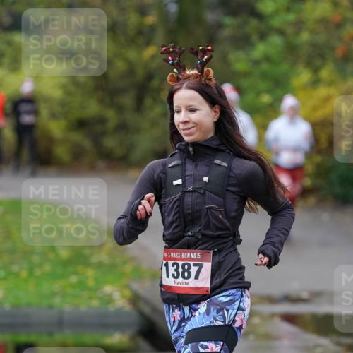 07.12.2025 - St. Pauli X-Mass-Run No. 15 Michael Burmester http://msf.ph/oto/9402201 07.12.2025 10:41:22 Laufen 15, 1387 meine-sportfotos.de