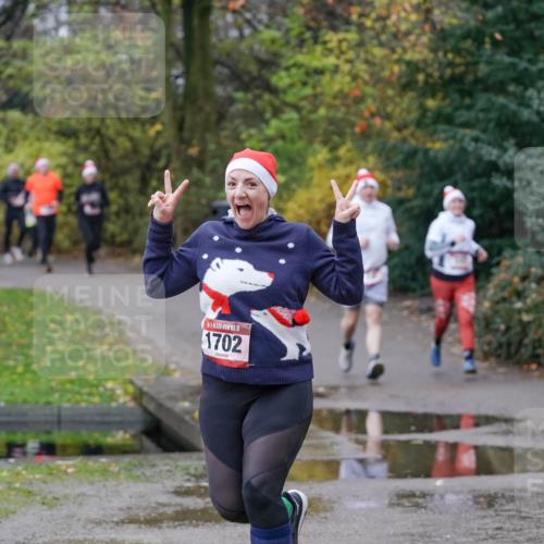 07.12.2025 - St. Pauli X-Mass-Run No. 15 Michael Burmester http://msf.ph/oto/9402205 07.12.2025 10:41:24 Laufen 15, 1702 meine-sportfotos.de