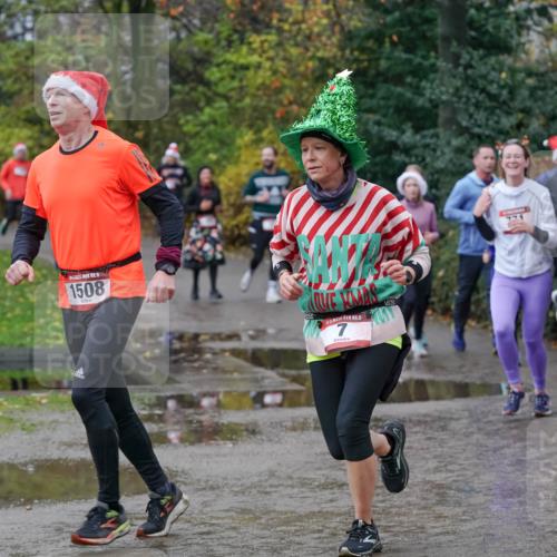 07.12.2025 - St. Pauli X-Mass-Run No. 15 Michael Burmester http://msf.ph/oto/9402233 07.12.2025 10:41:37 Laufen 15, 1508, 15, 7, 770 meine-sportfotos.de