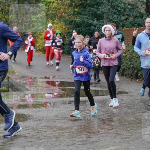 07.12.2025 - St. Pauli X-Mass-Run No. 15 Michael Burmester http://msf.ph/oto/9402245 07.12.2025 10:41:40 Laufen 4799, 747, 751, 749 meine-sportfotos.de