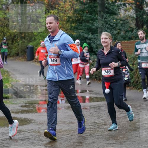 07.12.2025 - St. Pauli X-Mass-Run No. 15 Michael Burmester http://msf.ph/oto/9402251 07.12.2025 10:41:42 Laufen 151, 15, 749, 15, 746, 25 meine-sportfotos.de
