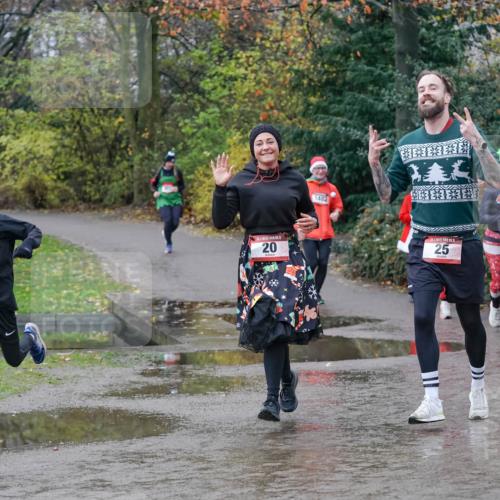07.12.2025 - St. Pauli X-Mass-Run No. 15 Michael Burmester http://msf.ph/oto/9402260 07.12.2025 10:41:44 Laufen 1203, 20, 20, 1482, 25, 225 meine-sportfotos.de