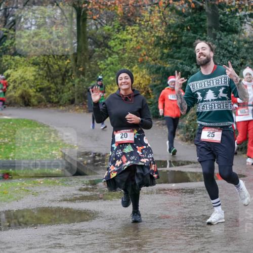07.12.2025 - St. Pauli X-Mass-Run No. 15 Michael Burmester http://msf.ph/oto/9402262 07.12.2025 10:41:44 Laufen 1203, 20, 1482, 25, 985, 22 meine-sportfotos.de
