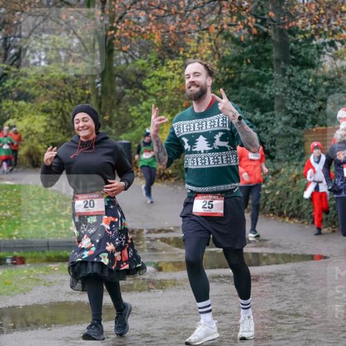 07.12.2025 - St. Pauli X-Mass-Run No. 15 Michael Burmester http://msf.ph/oto/9402263 07.12.2025 10:41:45 Laufen 15, 20, 15, 25, 225 meine-sportfotos.de