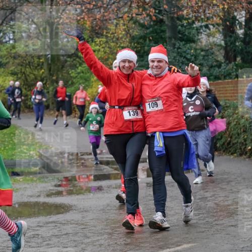 07.12.2025 - St. Pauli X-Mass-Run No. 15 Michael Burmester http://msf.ph/oto/9402313 07.12.2025 10:42:02 Laufen 5, 64, 139, 109, 440 meine-sportfotos.de