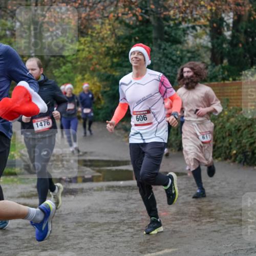 07.12.2025 - St. Pauli X-Mass-Run No. 15 Michael Burmester http://msf.ph/oto/9402325 07.12.2025 10:42:06 Laufen 39, 5, 440, 1476, 606 meine-sportfotos.de