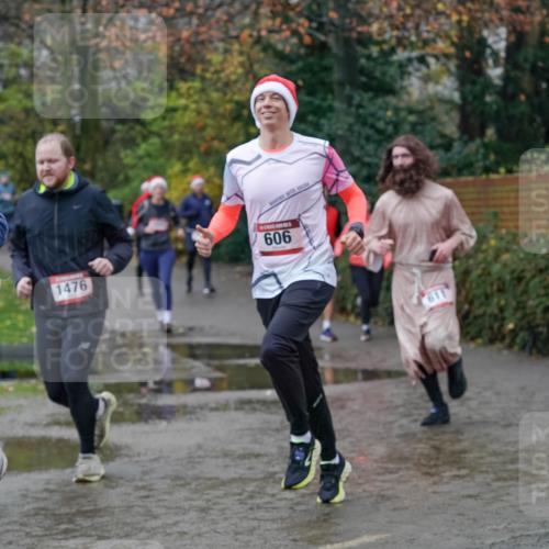 07.12.2025 - St. Pauli X-Mass-Run No. 15 Michael Burmester http://msf.ph/oto/9402326 07.12.2025 10:42:06 Laufen 440, 1476, 909, 611 meine-sportfotos.de