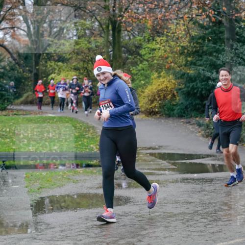07.12.2025 - St. Pauli X-Mass-Run No. 15 Michael Burmester http://msf.ph/oto/9402336 07.12.2025 10:42:09 Laufen 1644, 1410 meine-sportfotos.de