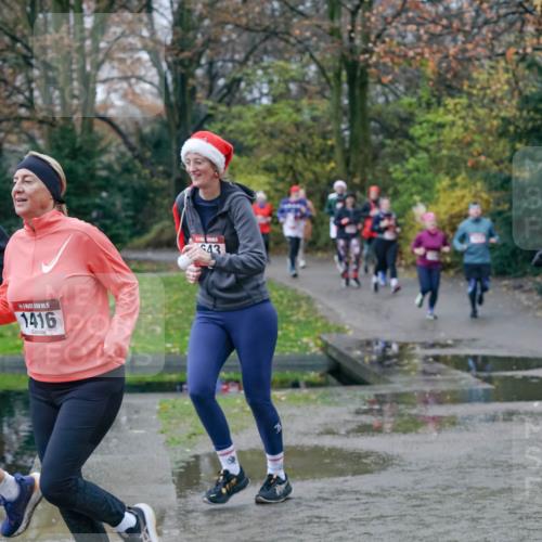 07.12.2025 - St. Pauli X-Mass-Run No. 15 Michael Burmester http://msf.ph/oto/9402343 07.12.2025 10:42:12 Laufen 15, 1416, 43, 907 meine-sportfotos.de