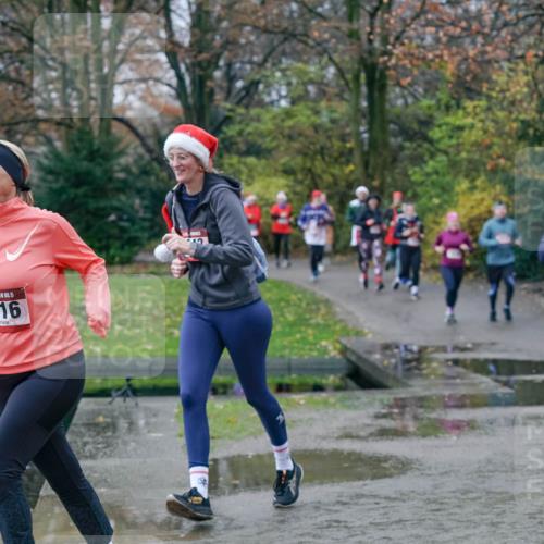 07.12.2025 - St. Pauli X-Mass-Run No. 15 Michael Burmester http://msf.ph/oto/9402344 07.12.2025 10:42:12 Laufen 15, 1416, 1, 907 meine-sportfotos.de