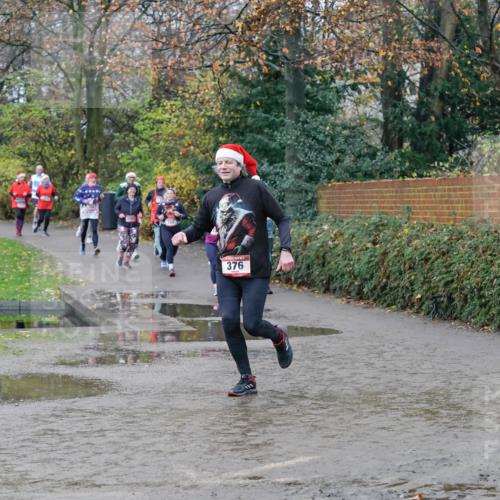 07.12.2025 - St. Pauli X-Mass-Run No. 15 Michael Burmester http://msf.ph/oto/9402349 07.12.2025 10:42:14 Laufen 376 meine-sportfotos.de