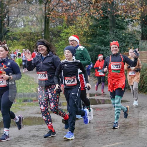 07.12.2025 - St. Pauli X-Mass-Run No. 15 Michael Burmester http://msf.ph/oto/9402371 07.12.2025 10:42:21 Laufen 764, 15, 1065, 15, 1068, 1723, 1139 meine-sportfotos.de