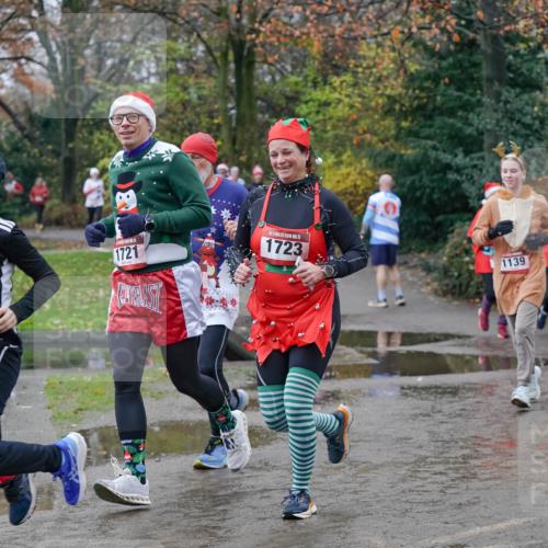 07.12.2025 - St. Pauli X-Mass-Run No. 15 Michael Burmester http://msf.ph/oto/9402374 07.12.2025 10:42:22 Laufen 065, 1068, 1721, 15, 1723, 1139 meine-sportfotos.de