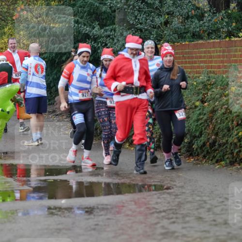 07.12.2025 - St. Pauli X-Mass-Run No. 15 Michael Burmester http://msf.ph/oto/9402395 07.12.2025 10:42:29 Laufen 973, 924, 927, 93, 327 meine-sportfotos.de