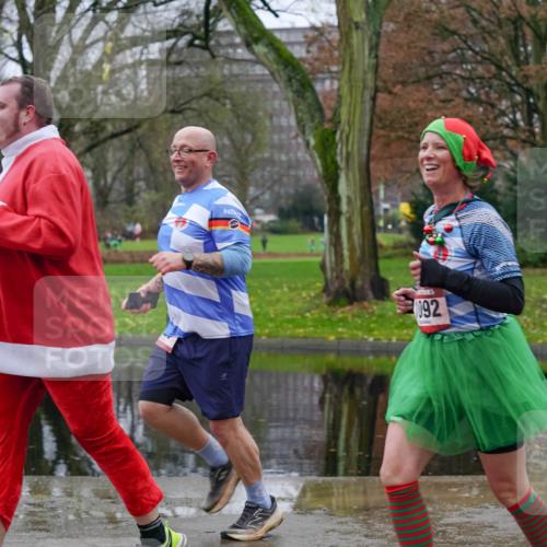 07.12.2025 - St. Pauli X-Mass-Run No. 15 Michael Burmester http://msf.ph/oto/9402439 07.12.2025 10:42:39 Laufen 192 meine-sportfotos.de