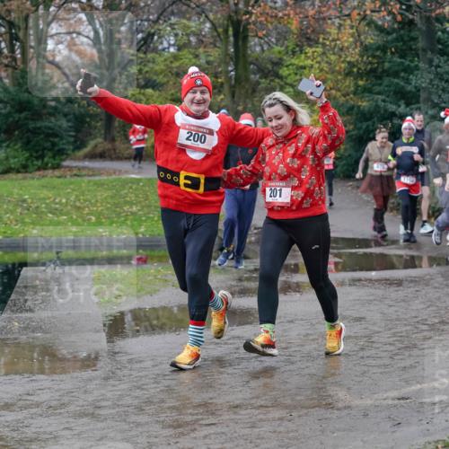 07.12.2025 - St. Pauli X-Mass-Run No. 15 Michael Burmester http://msf.ph/oto/9402449 07.12.2025 10:42:42 Laufen 000, 15, 200, 215, 2817, 201, 557 meine-sportfotos.de