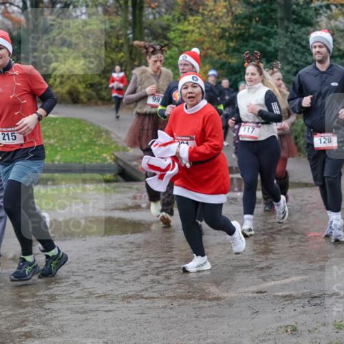 07.12.2025 - St. Pauli X-Mass-Run No. 15 Michael Burmester http://msf.ph/oto/9402462 07.12.2025 10:42:46 Laufen 608, 215, 997, 117, 151, 160, 128 meine-sportfotos.de